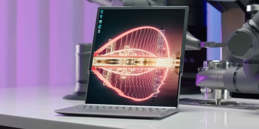 Le PC de la marque Lenovo équipé d’un écran enroulable et présenté lors du MWC à Barcelone